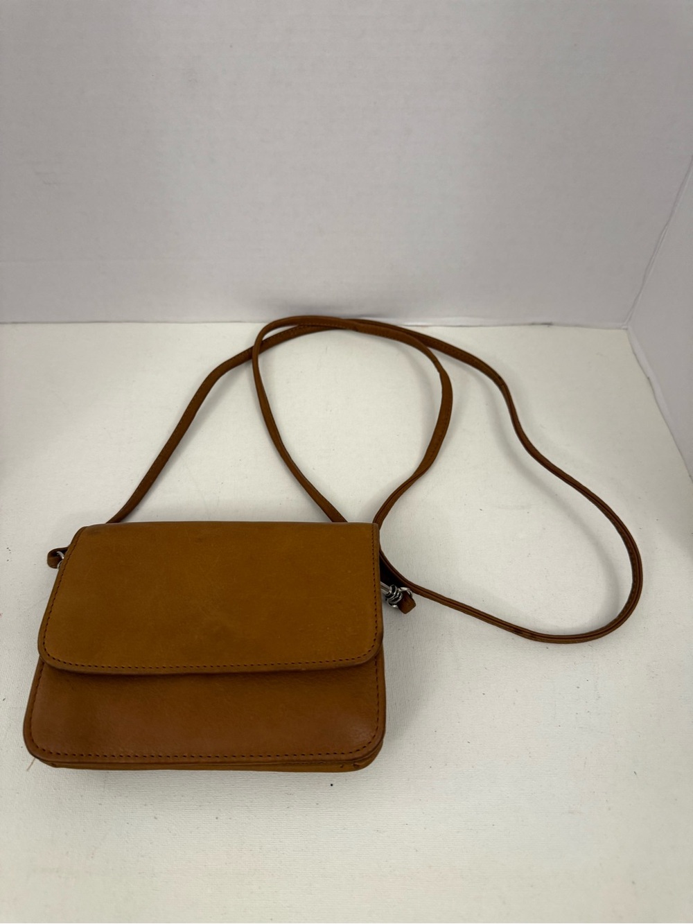 Wilsons Leather Tan/Brown Crossbody Bag